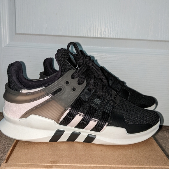 SOLD - Picture 3 of 11